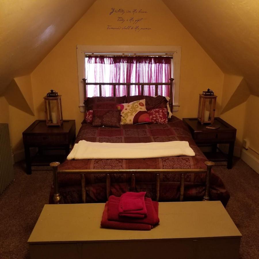 Historic Victorian Bed & Breakfast 3*