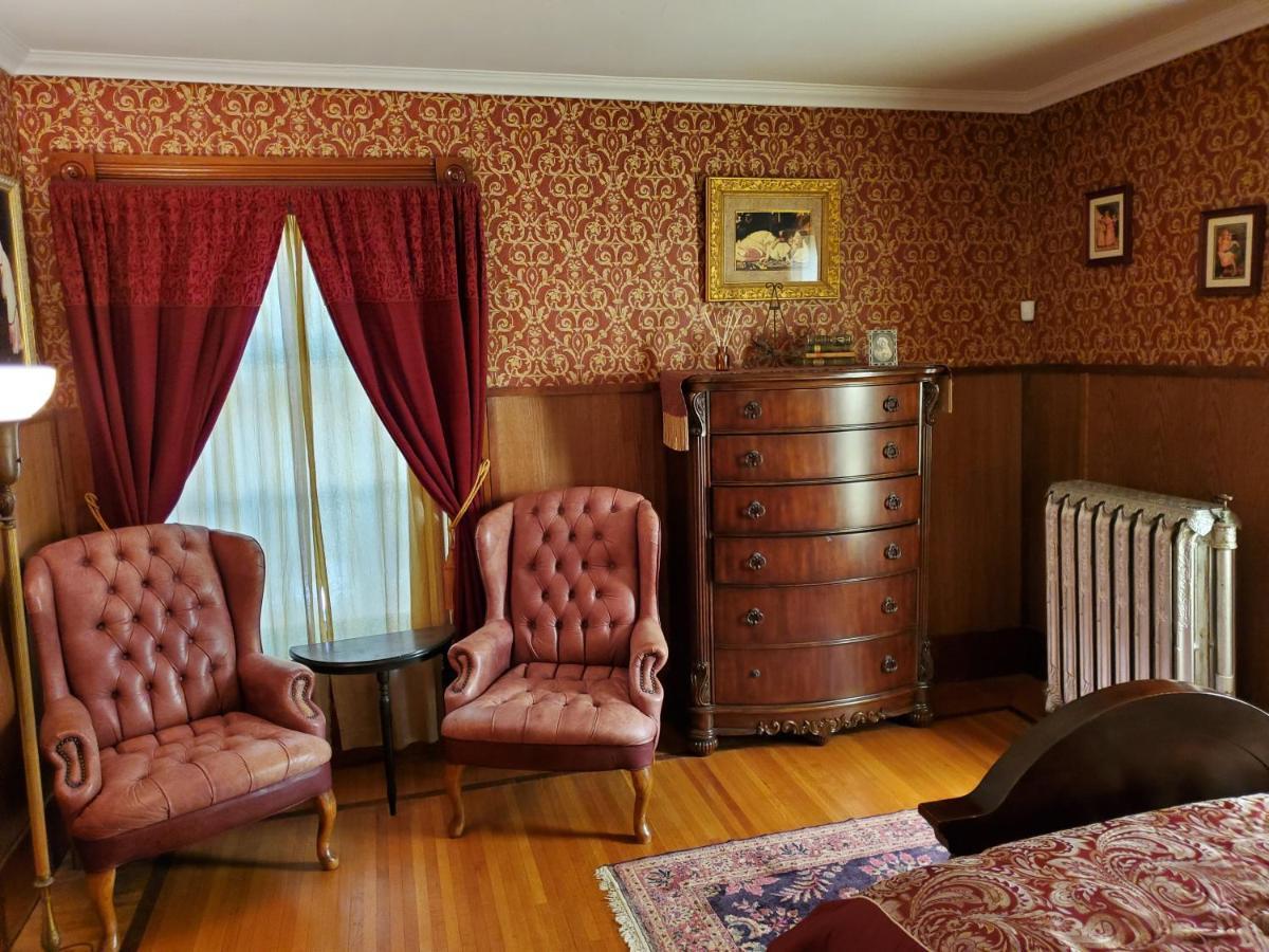 Historic Victorian 3*