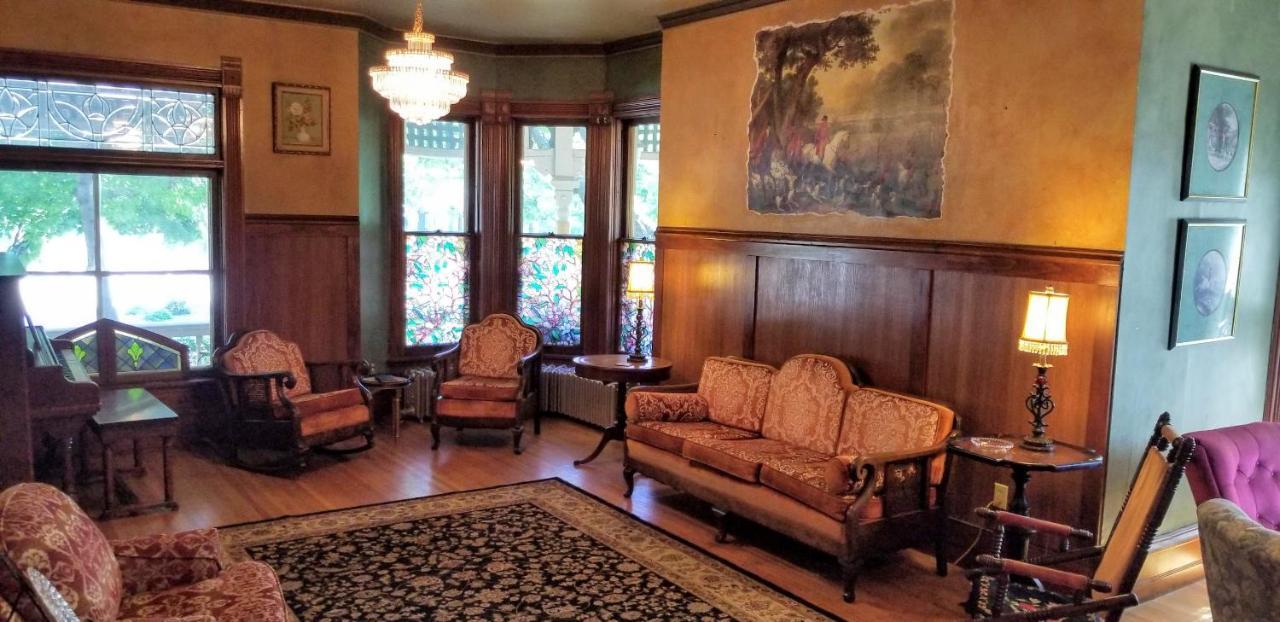 Bed & Breakfast Historic Victorian Sioux Falls